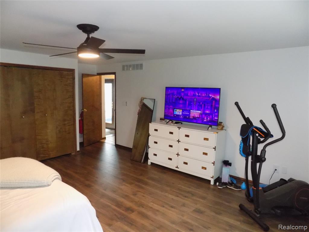 9207 Whitall Lane, Grosse Ile, MI 48138 — Photo 21
