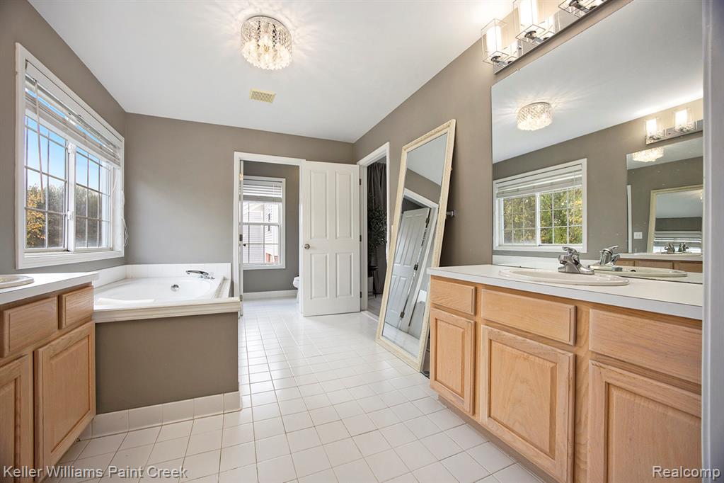 80 Franklin Wright Boulevard, Lake Orion, MI 48362 — Photo 14