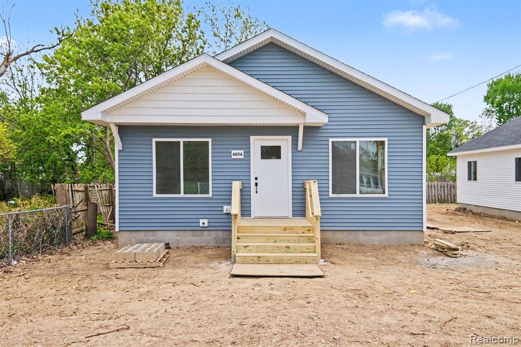 6056 Pearl Street, Burton, MI 48509 — Photo 2