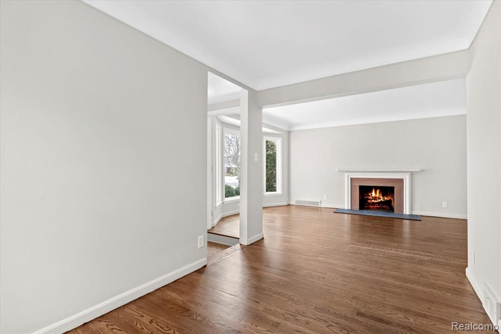 6740 Larme Avenue, Allen Park, MI 48101 — Photo 3