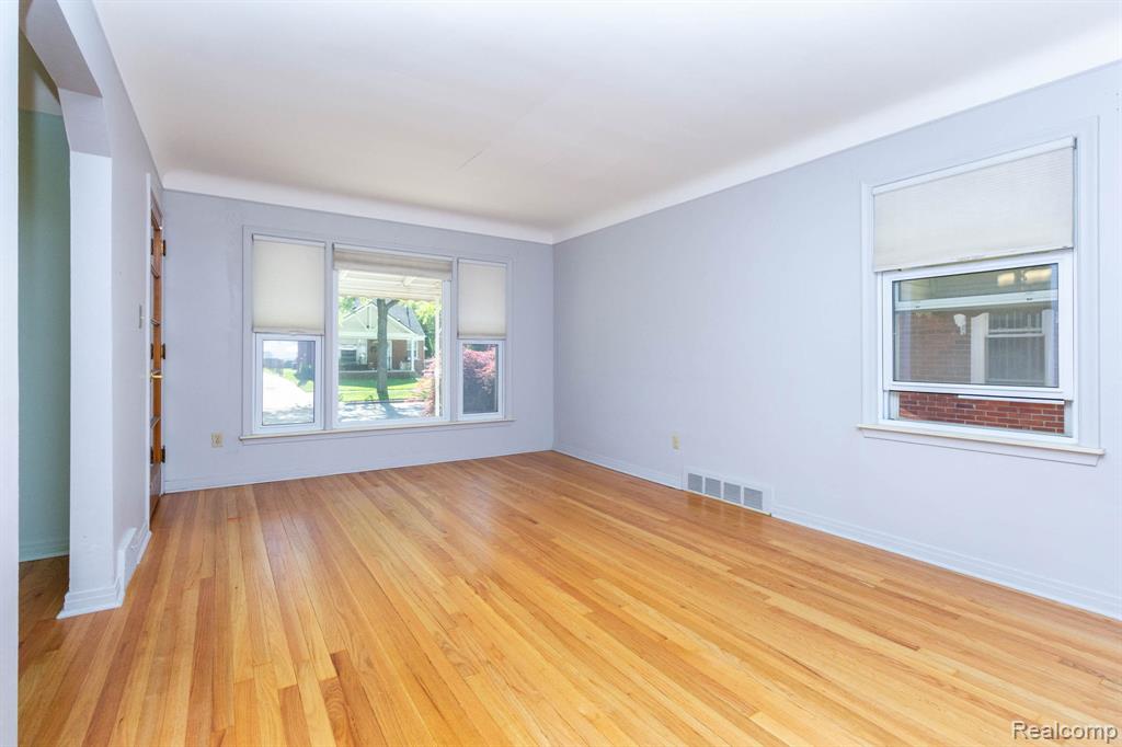 9854 Colwell Avenue, Allen Park, MI 48101 — Photo 7