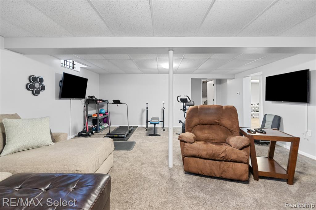 5401 S Sycamore Drive, Burton, MI 48509 — Photo 42