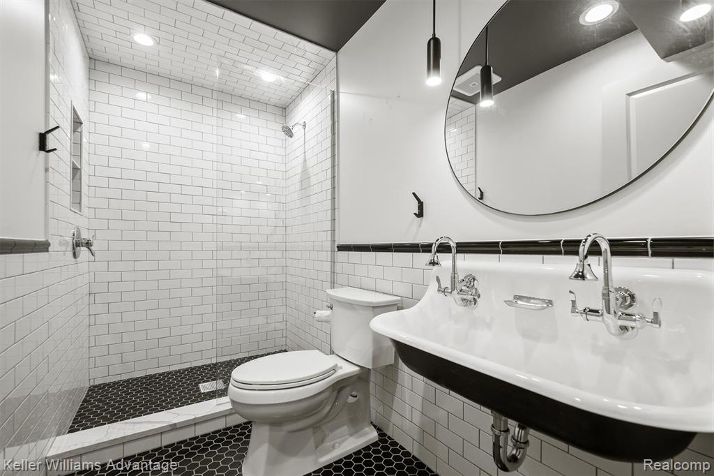 882 N Center Street, Northville, MI 48167 — Photo 48