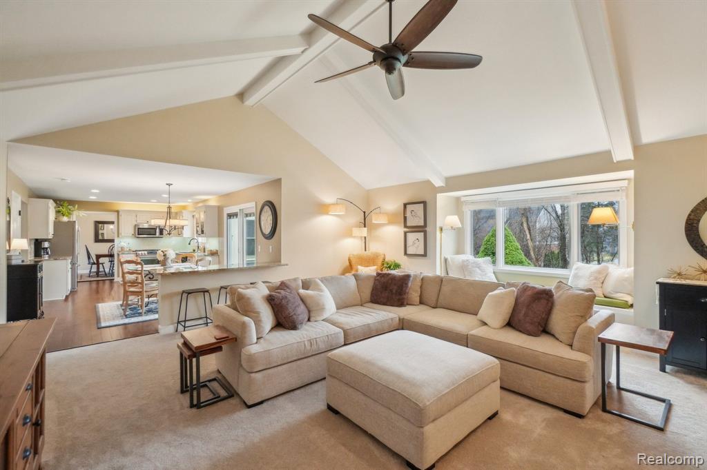 6847 HUBBARD Circle, Clarkston, MI 48348 — Photo 5