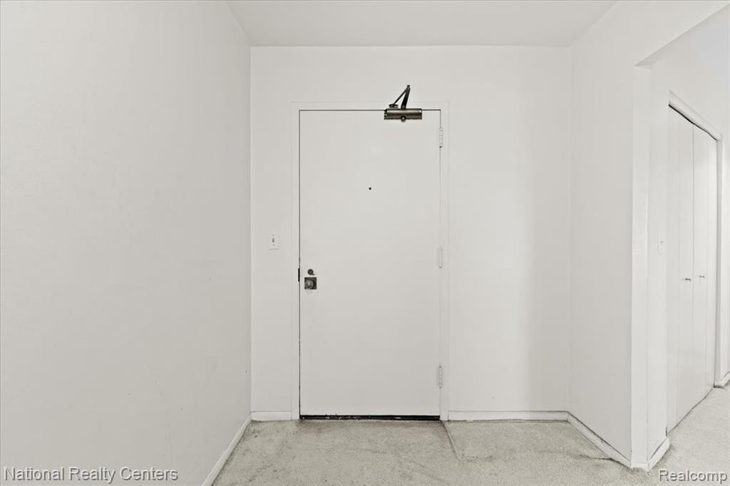 5000 Town Center, 408, Southfield, MI 48075 — Photo 5