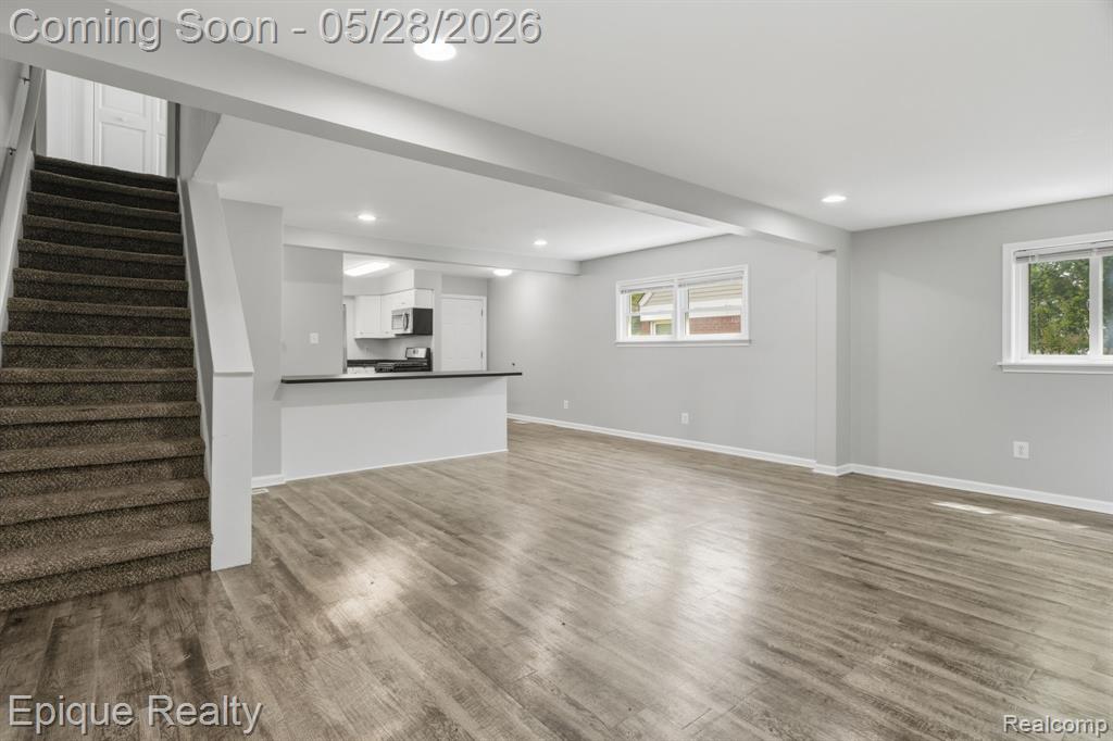 20506 Lancaster Street, Harper Woods, MI 48225 — Photo 5