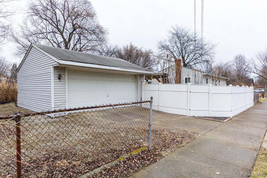 4218 CULVER Street, Dearborn Heights, MI 48125 — Photo 28