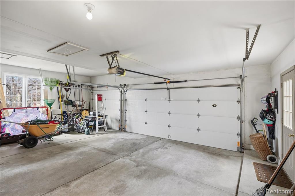 4471 S Castlewood Court, Auburn Hills, MI 48326 — Photo 51