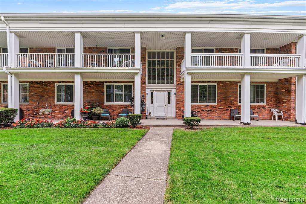 29594 HOOVER Road, Warren, MI 48093 — front exterior