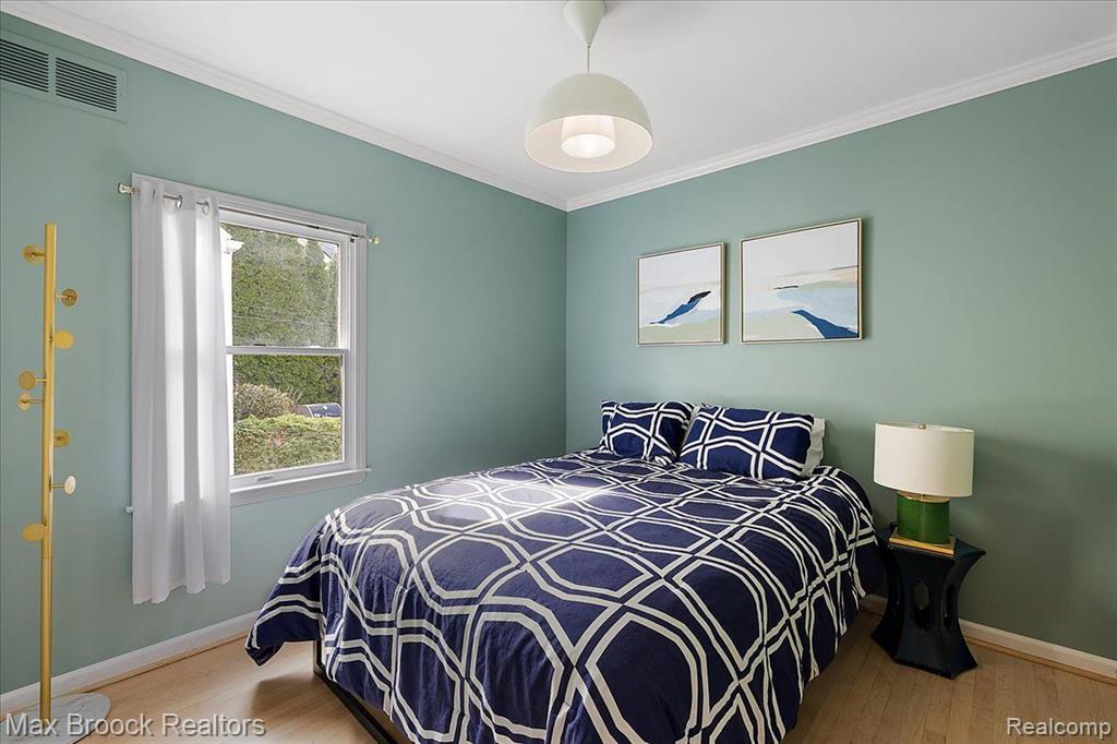 731 CHAPIN Avenue, Birmingham, MI 48009 — Photo 13