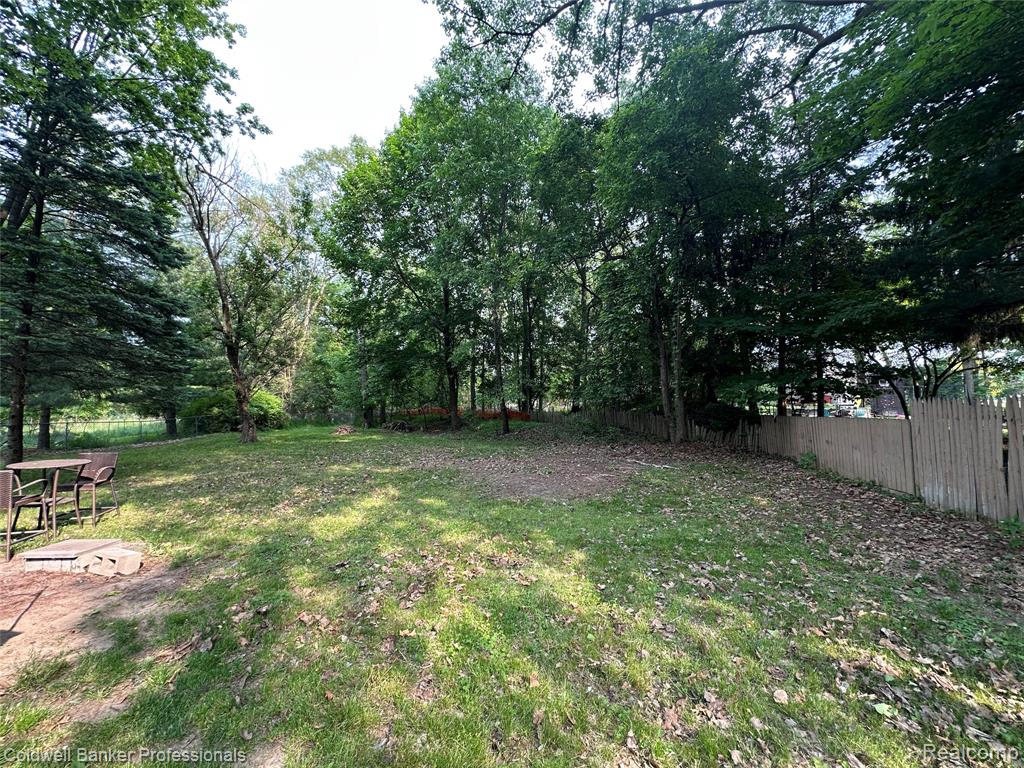 937 State Road, Fenton, MI 48430 — Photo 18