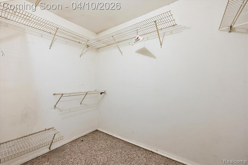 19246 Todd Drive, Clinton Twp, MI 48038 — Photo 17