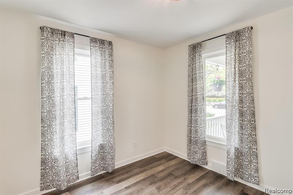 435 STARKWEATHER Street, Plymouth, MI 48170 — Photo 13