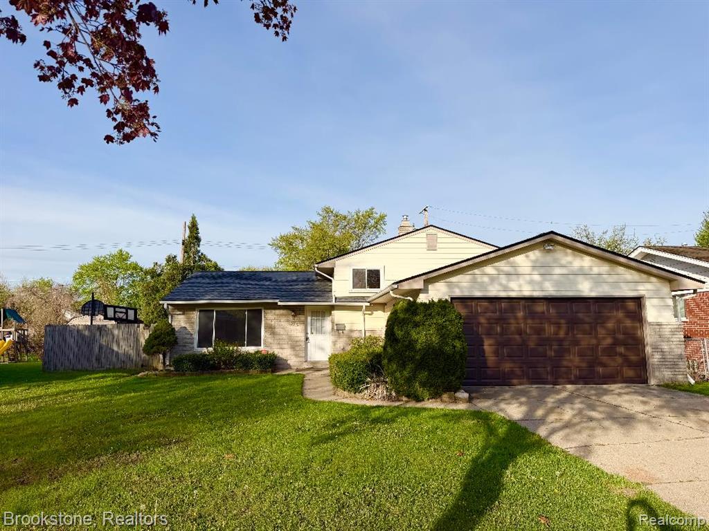 8912 Ardel Drive, Sterling Heights, MI 48314 — front exterior