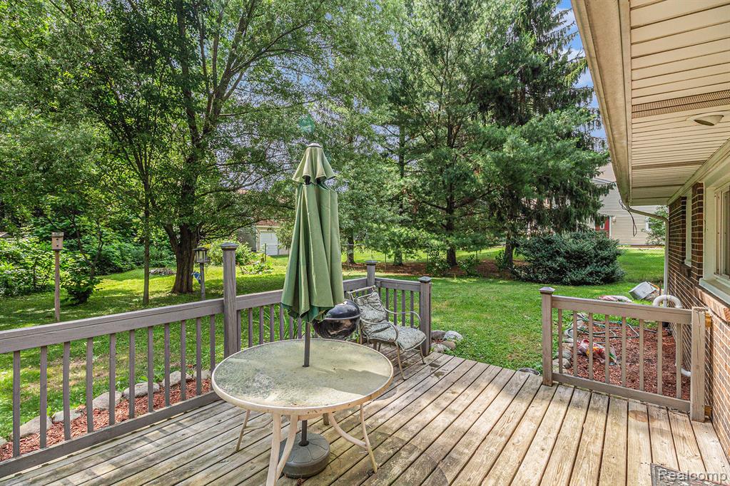 7047 BIRCHWOOD Drive, Mount Morris, MI 48458 — Photo 23