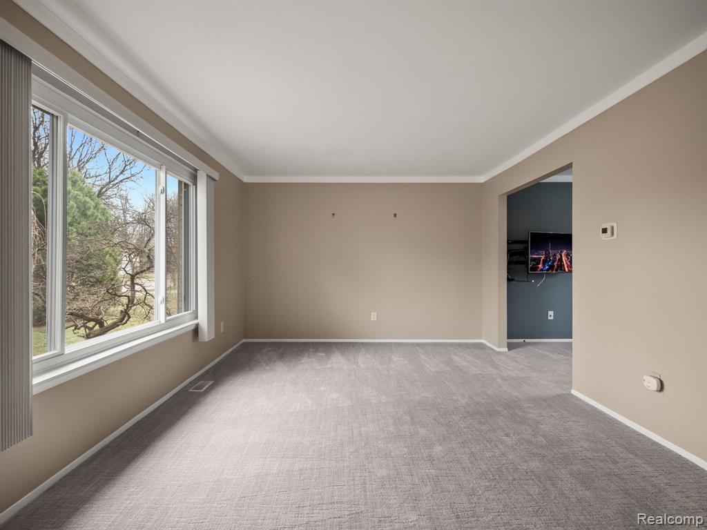 4783 STODDARD Drive, Troy, MI 48085 — Photo 8