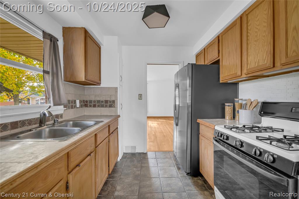 1001 Juneau Road, Ypsilanti, MI 48198 — Photo 6
