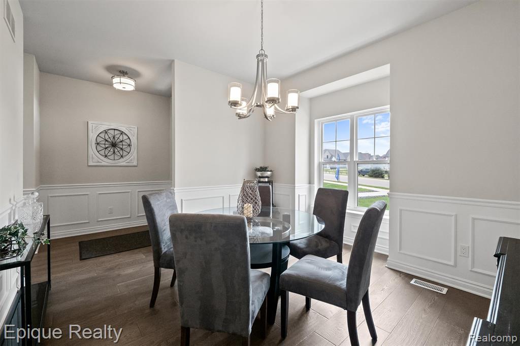 171 E Market Street, Oxford, MI 48371 — Photo 18