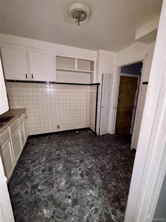 11558 Sanford Street - Photo 4