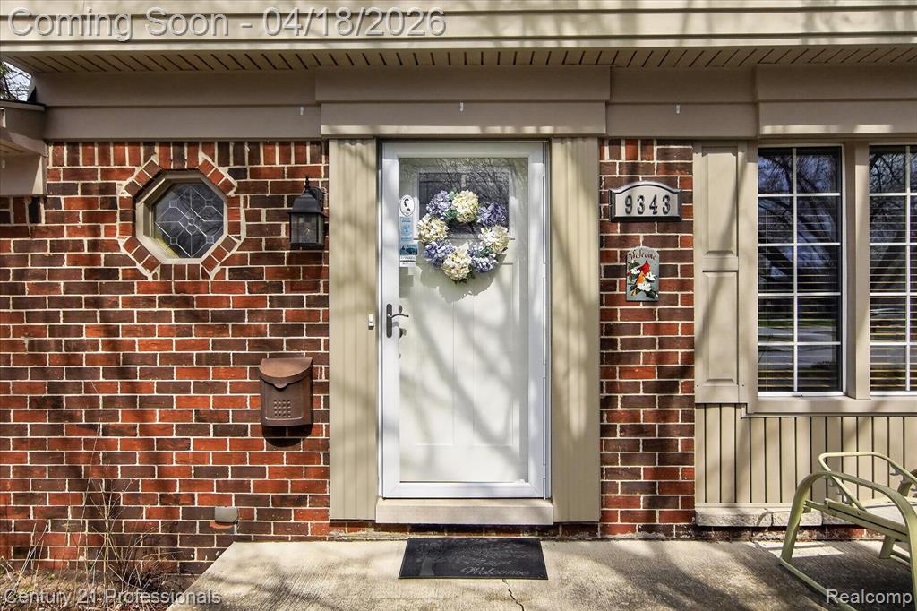 9343 Caprice Drive, Plymouth, MI 48170 — Photo 5