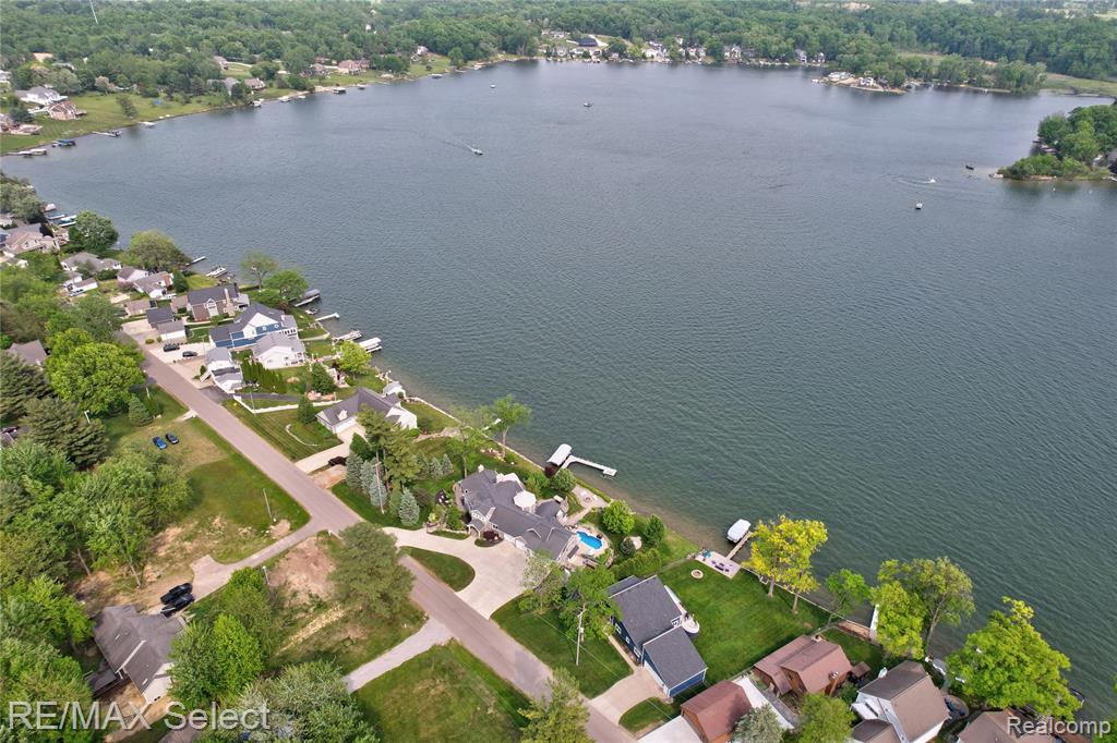 7457 Haviland Beach Drive, Linden, MI 48451 — Photo 22