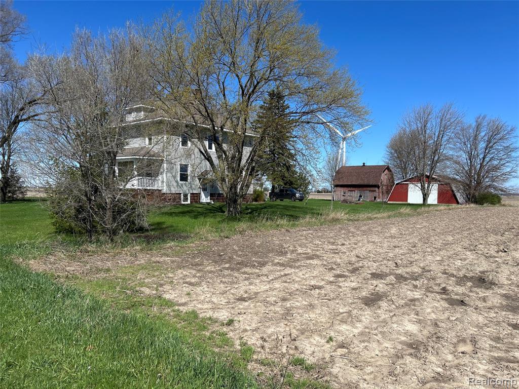5266 Dutcher Road, Fairgrove, MI 48733 — Photo 2
