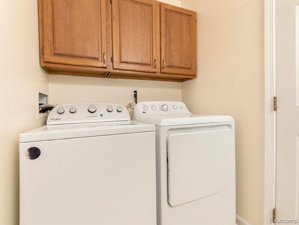 620 YORKSHIRE Square, Milan, MI 48160 — Photo 13