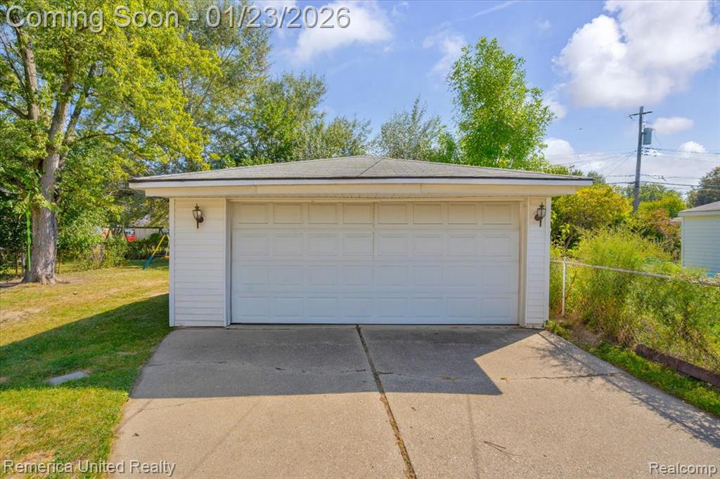 570 Cardwell Street, Garden City, MI — Photo 29