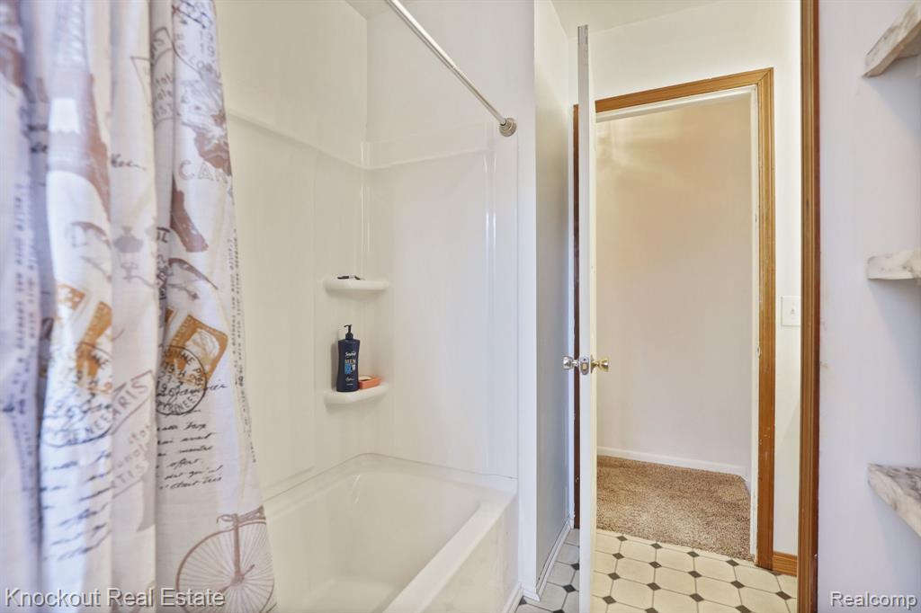 10456 Nichols Road, Montrose, MI 48457 — Photo 22