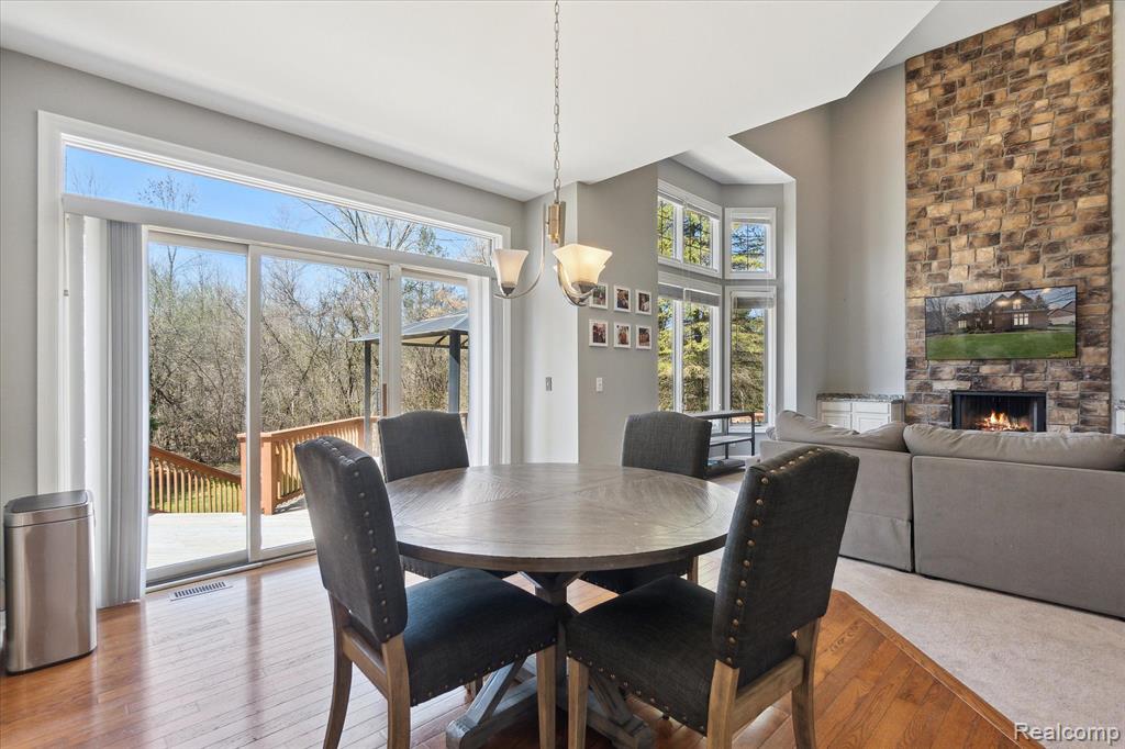 6808 OAKHURST RIDGE Road, Clarkston, MI 48348 — Photo 11