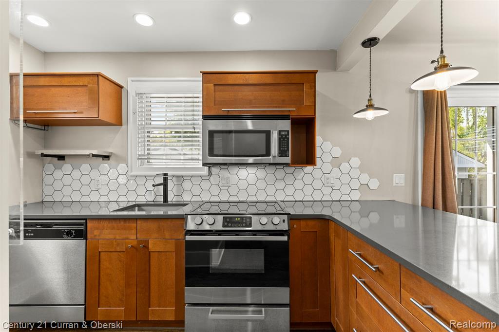 3440 20th Street, Wyandotte, MI 48192 — Photo 13