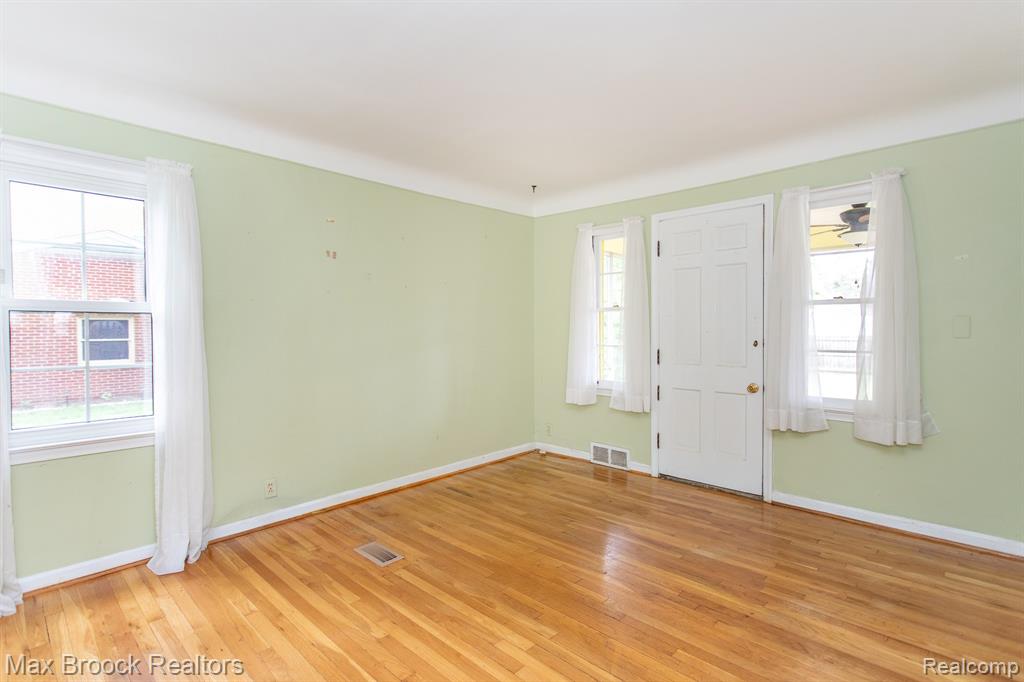 1852 Edgewood Boulevard, Berkley, MI 48072 — Photo 11