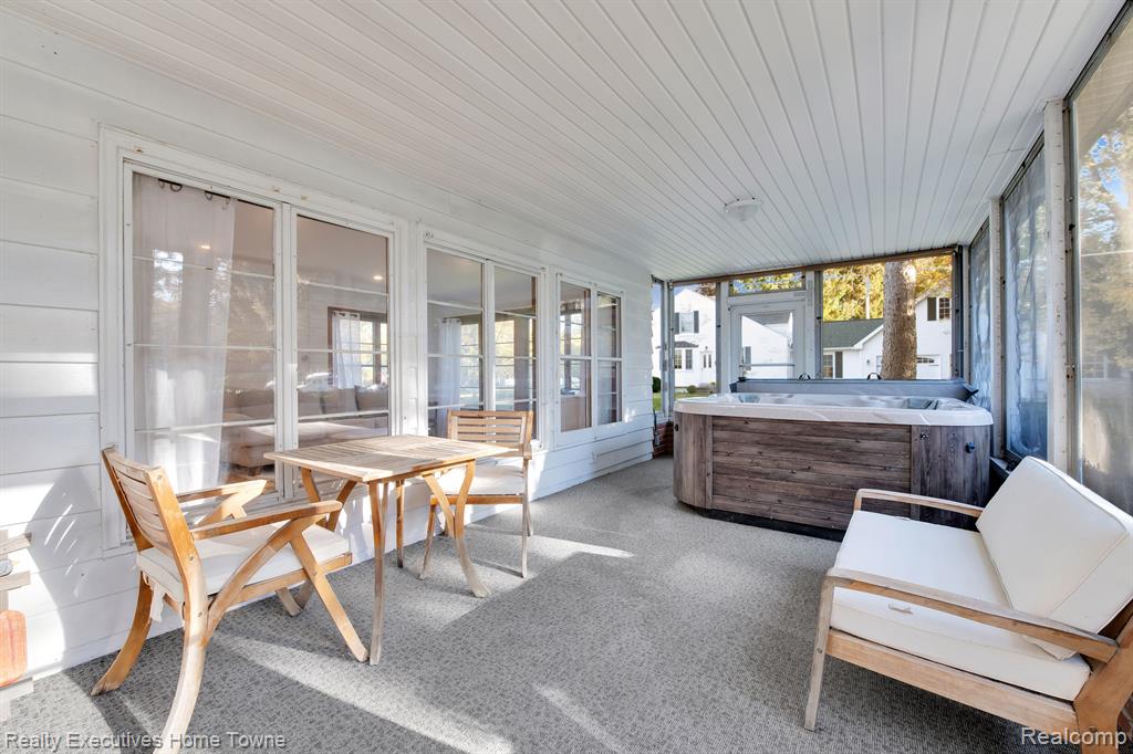 4395 GRATIOT Avenue, Fort Gratiot, MI 48059 — Photo 17