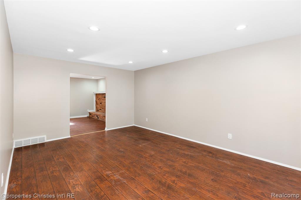4027 Old Dominion Drive, West Bloomfield, MI 48323 — Photo 11