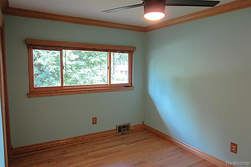 52477 Pappy Lane, Shelby Twp, MI 48316 — Photo 19