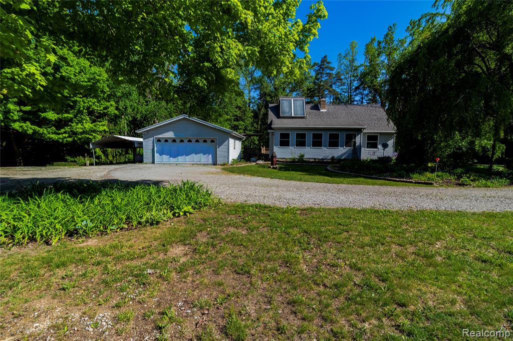 9051 Vienna Road, Otisville, MI 48463 — front exterior
