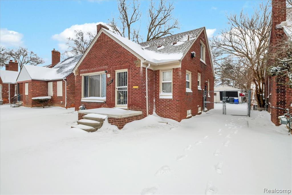 8882 Warwick Street, Detroit, MI 48228 — Photo 2
