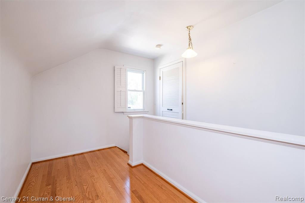 11700 Farley, Redford, MI 48239 — Photo 29