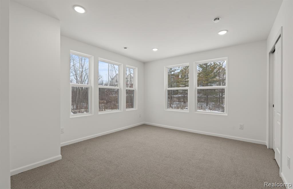 42900 Atwood Avenue, Novi, MI — Photo 9