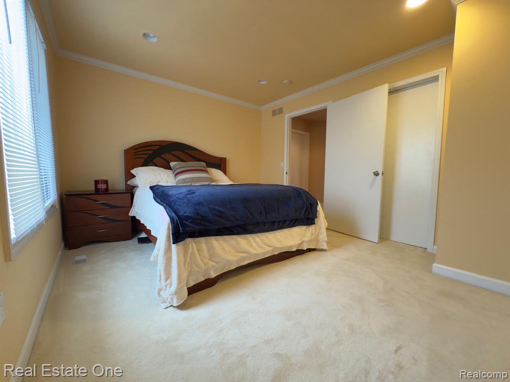 4149 Marlwood Drive, West Bloomfield, MI 48323 — Photo 44