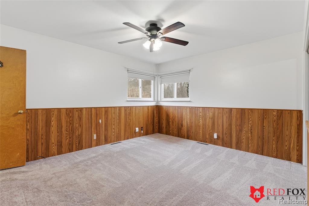 5368 Oaktree Court, Flint, MI 48532 — Photo 23