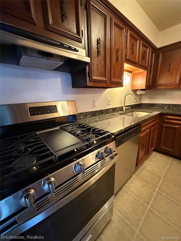54743 Shelby Road, 62, Utica, MI 48316 — Photo 3