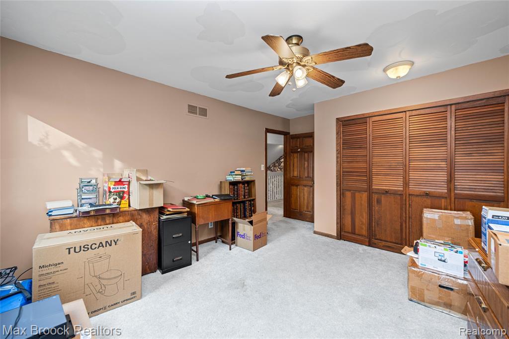 4622 Fleck Drive, Hartland, MI 48430 — Photo 38