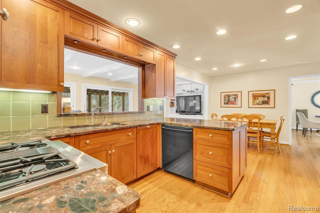 8378 OLD PLANK Road, Grand Blanc, MI 48439 — Photo 19