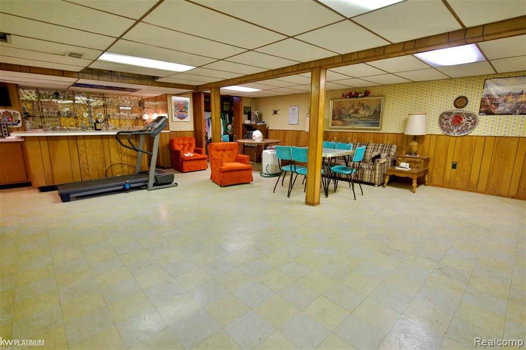 13325 Iowa Drive, Warren, MI 48088 — Photo 17