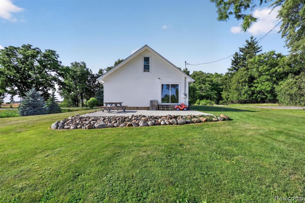 3658 Newburg Road, Bancroft, MI 48414 — Photo 42
