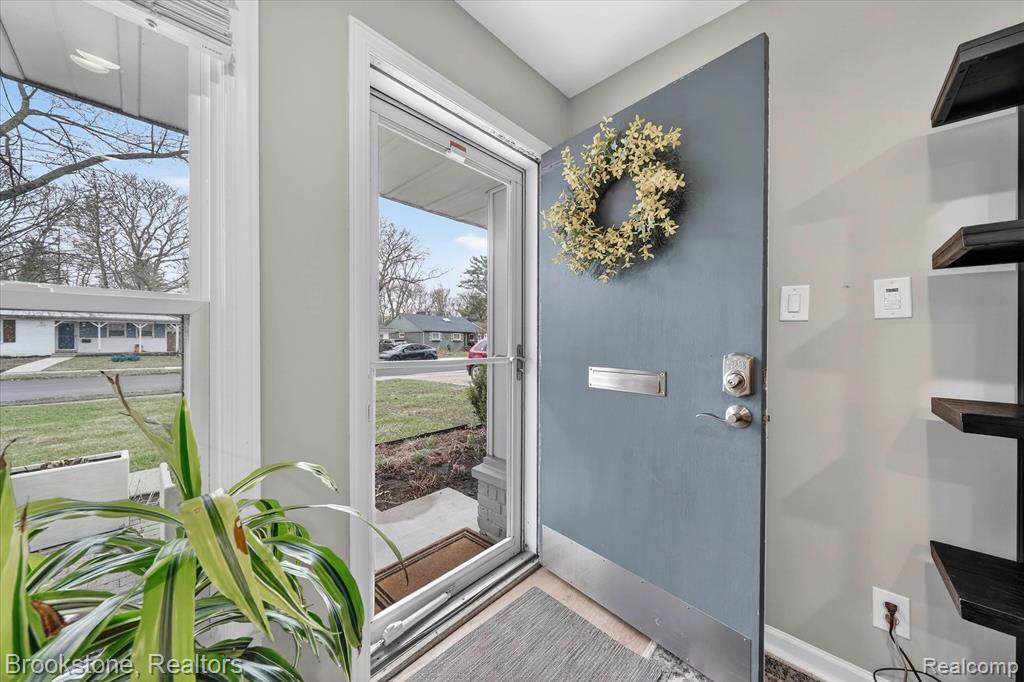 15636 Kirkshire Avenue, Beverly Hills, MI 48025 — Photo 7