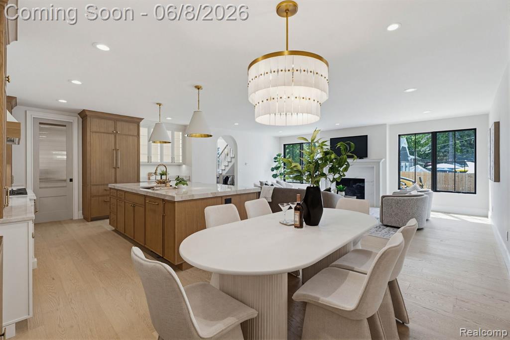 503 GIRARD Avenue, Royal Oak, MI 48073 — Photo 18