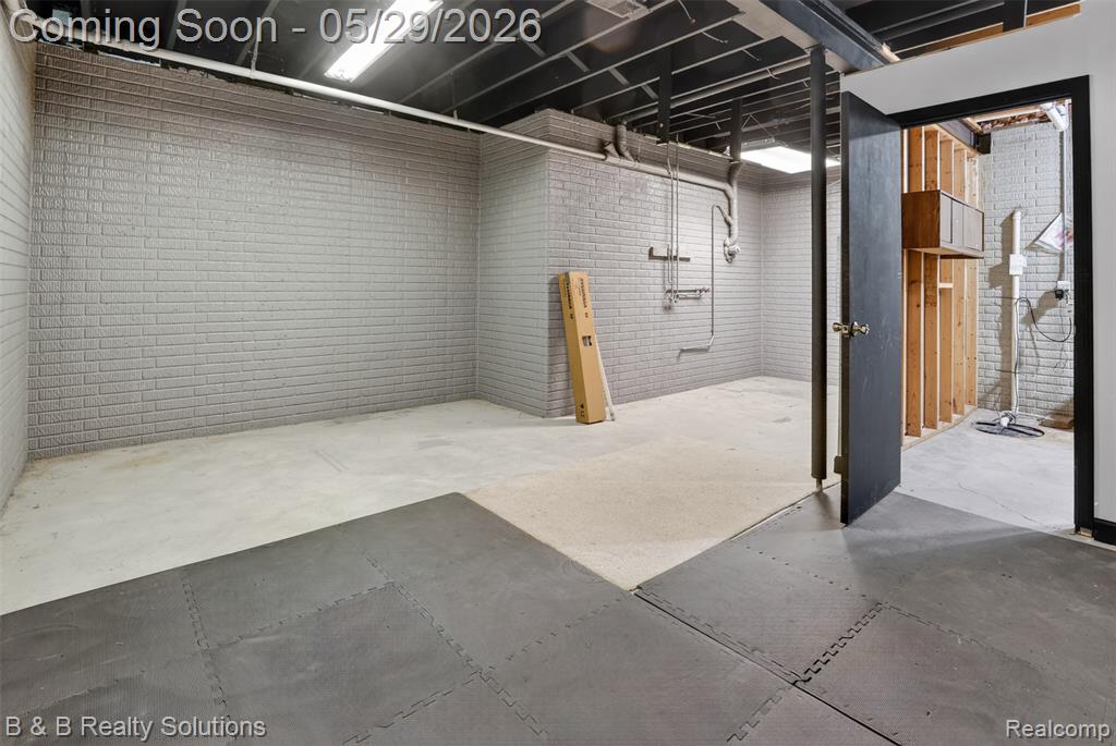 6100 Fish Lake Road, North Branch, MI 48461 — Photo 29