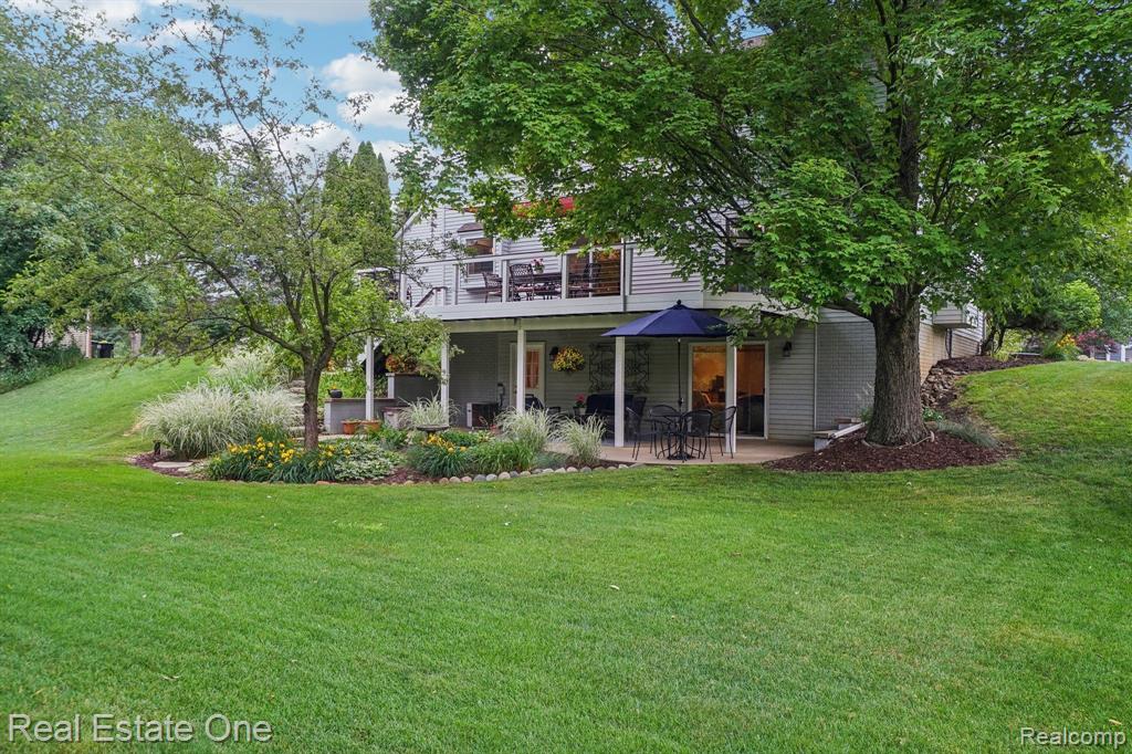 11175 SAND CRANE Way, South Lyon, MI 48178 — Photo 40